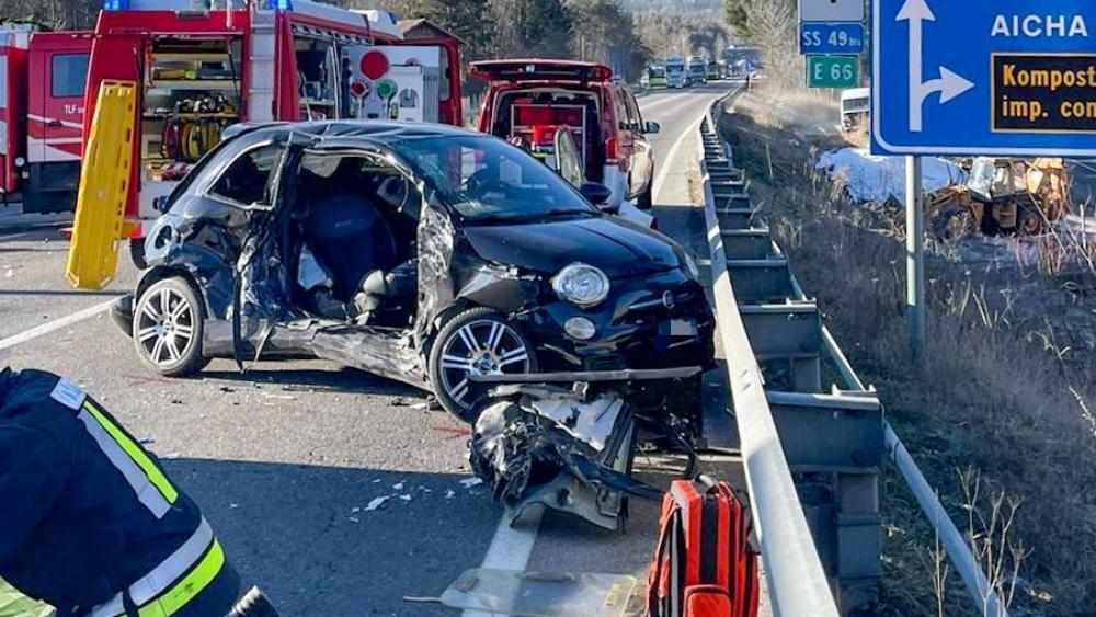 Schabs Ein Schwerverletzter Bei Verkehrsunfall Insgesamt 4 Verletzte