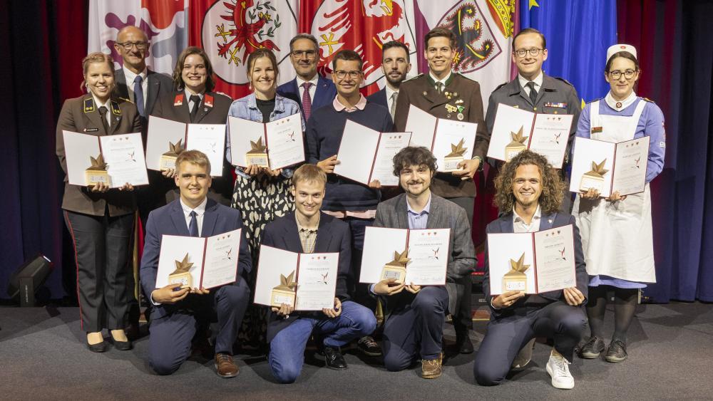 Europaregion Tirol Herausragende Glanzleistungen Im Jungen Ehrenamt