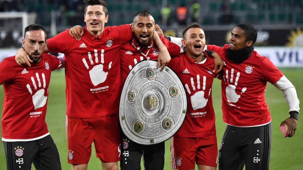 FC Bayern nach Sieg in Wolfsburg deutscher Meister