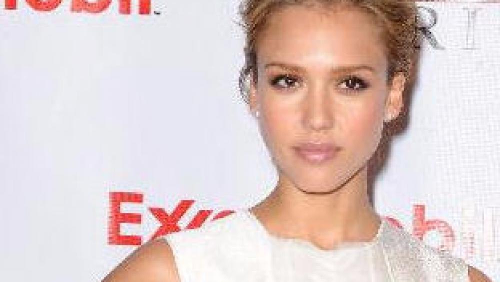 Es Wird Ein Junge Jessica Alba Freut Sich über Männlichen Nachwuchs