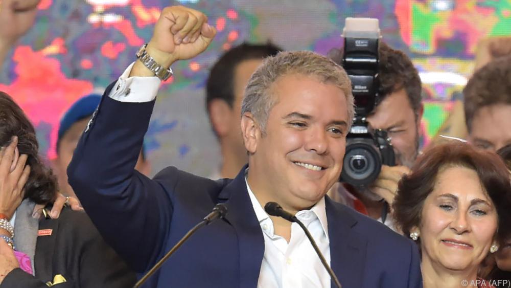 Duque Gewinnt Wahl In Kolumbien