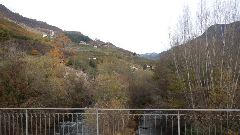 Uferpflege an der Talfer in Bozen Zeitweise Sperrung des Radweges