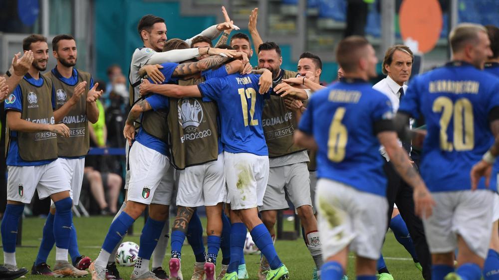 Quellbild anzeigenTrainer: Roberto Mancini
Gilt als einer der besten Spieler seiner Generation