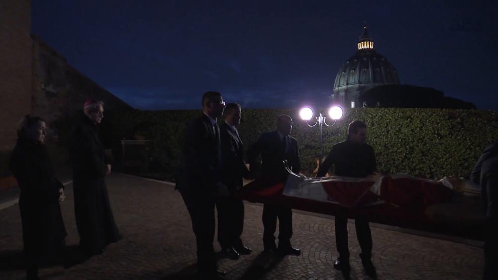 Benedikt XVI ffentliche Aufbahrung Im Petersdom