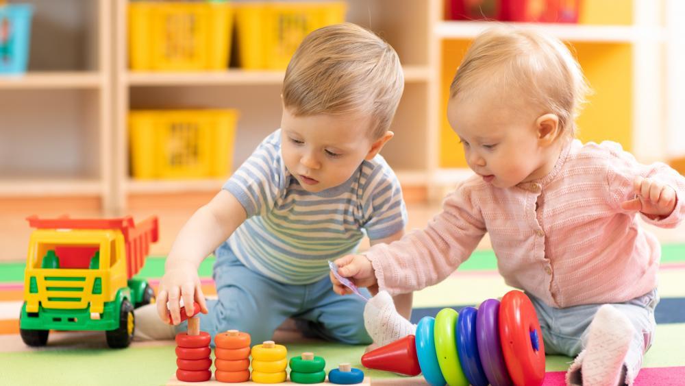 Ein Jahr Pflicht-Kindergarten? Doch erst ab 2024 - Politik | stol.it