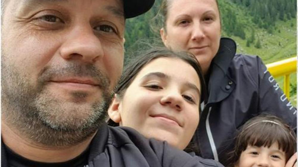 Bei-Busungl-ck-4-k-pfige-Familie-ausgel-scht