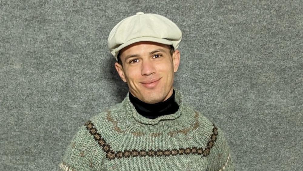 Er-kennt-Merans-Unterwelt-Es-gibt-Handys-die-zu-Taser-werden-