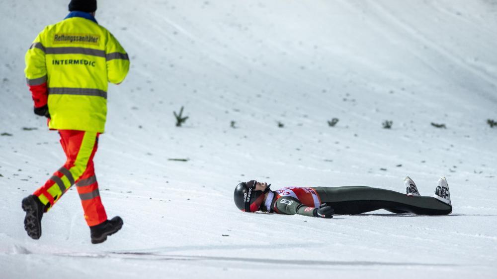 Brutaler Sturz schockt die SkisprungWelt
