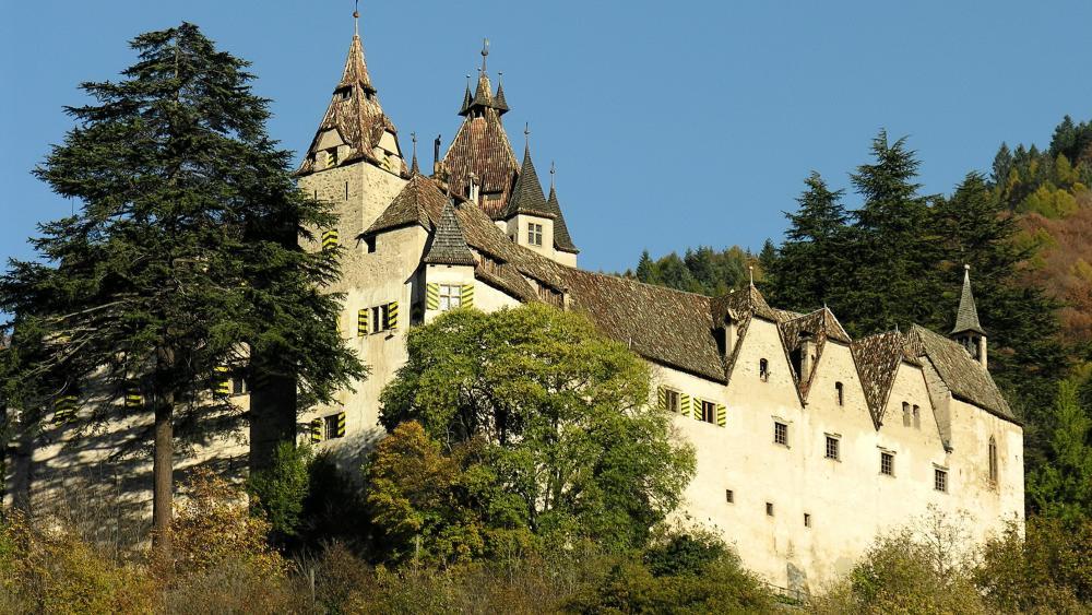 Rundwanderung bei Montan im Unterland Panorama stol.it