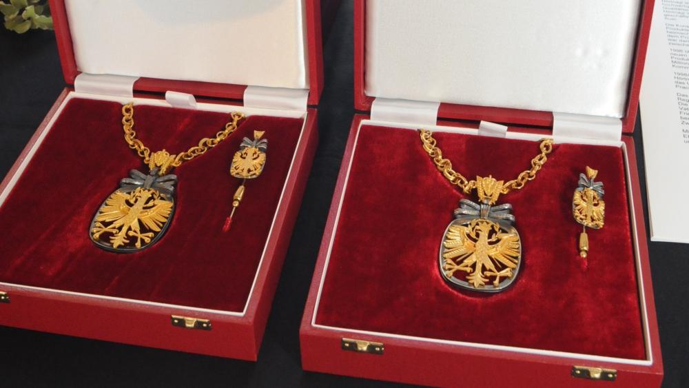 Ehrenzeichen des Landes Tirol für 13 herausragende Persönlichkeiten