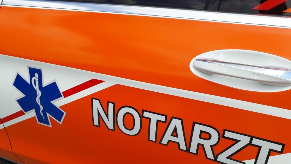 Lana-Verkehrsunfall-mit-Camper-fordert-3-Verletzte