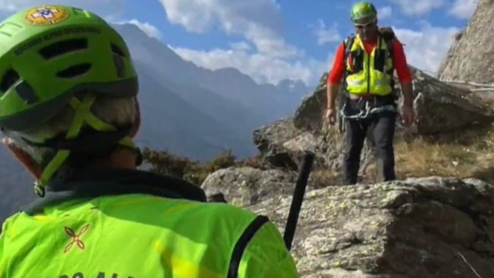 Piemont-41-j-hrige-Trentinerin-stirbt-bei-Seilbahnungl-ck-100-Meter-abgest-rzt