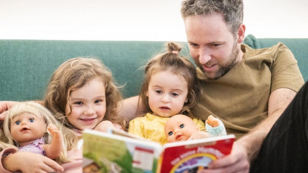 Tag des Buches: Bookstart fördert die Freude am Lesen von Anfang an
