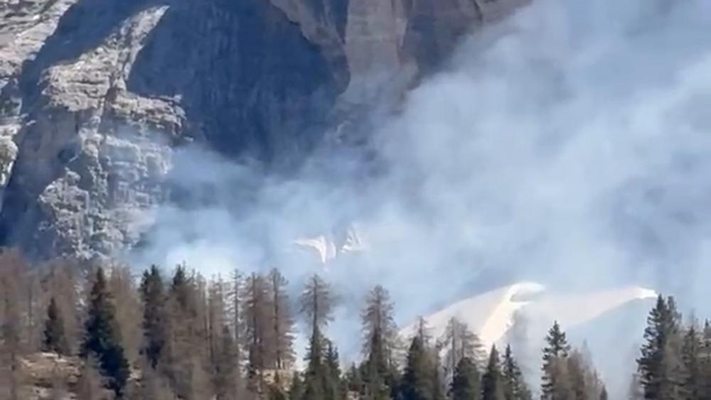 VIDEO | Waldbrand in Abtei: Großaufgebot an Feuerwehren vor Ort