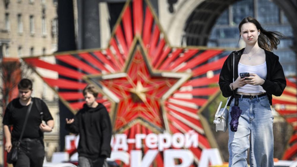 Kiew und Moskau drohen sich vor Weltkriegsparade gegenseitig