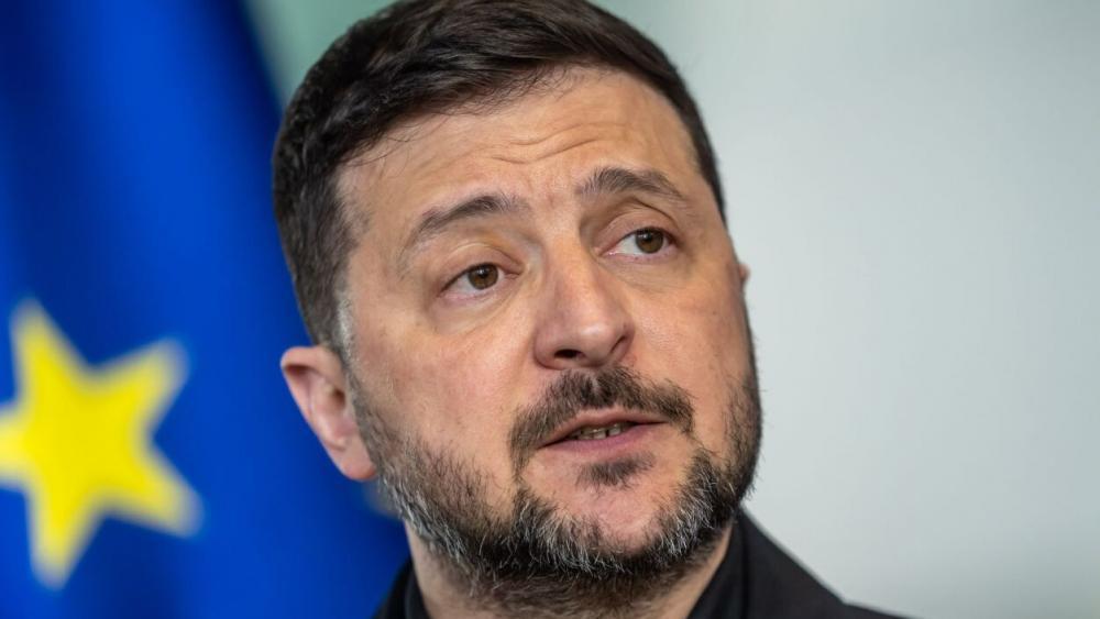 Selenskyj pocht in Brief an EU auf volle Mitgliedschaft