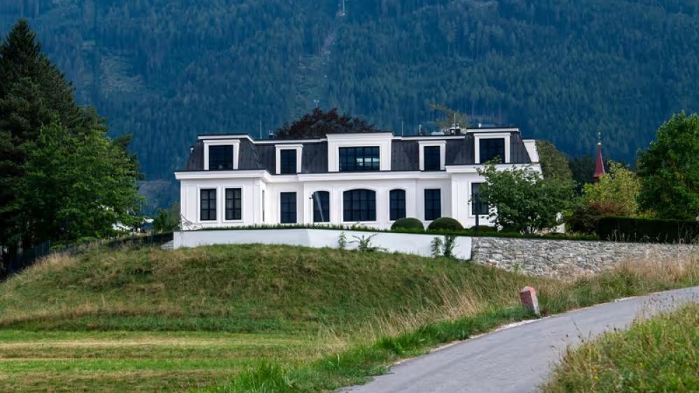 So viel Geld verschlingt Benkos leere Luxus-Villa im Monat
