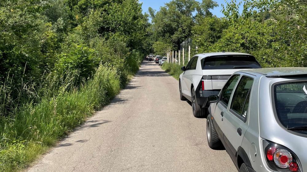Wilder Müll und Parkchaos in Lazag: „Situation eskaliert“