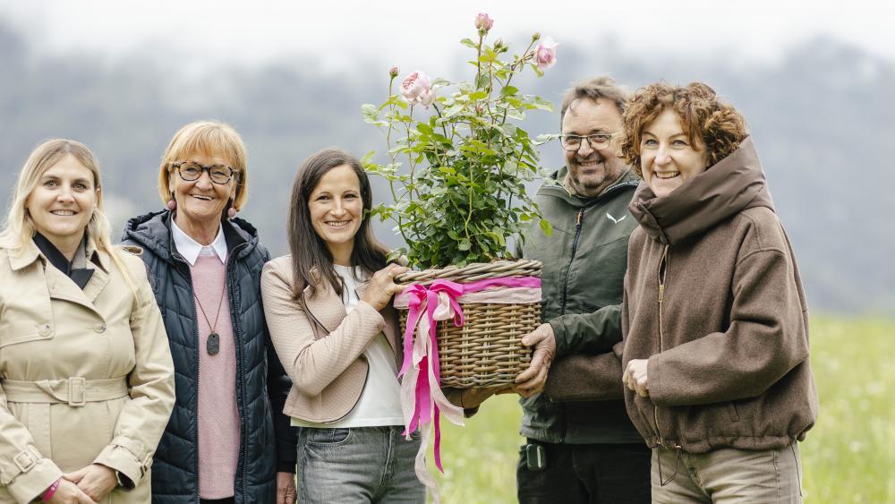 Duftende Würdigung für „Bäuerin des Jahres“ Gertraud Heiss Rier