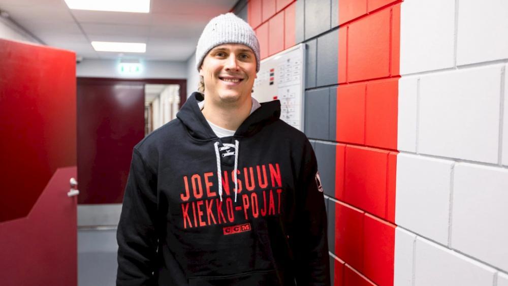 Neuer Sportdirektor und Spieler: Unterland macht ernst