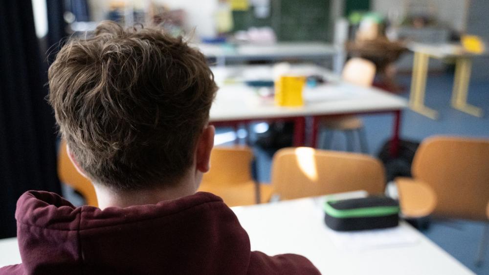 Lehrer-Initiativgruppe mit harscher Kritik am Bildungs-Omnibus
