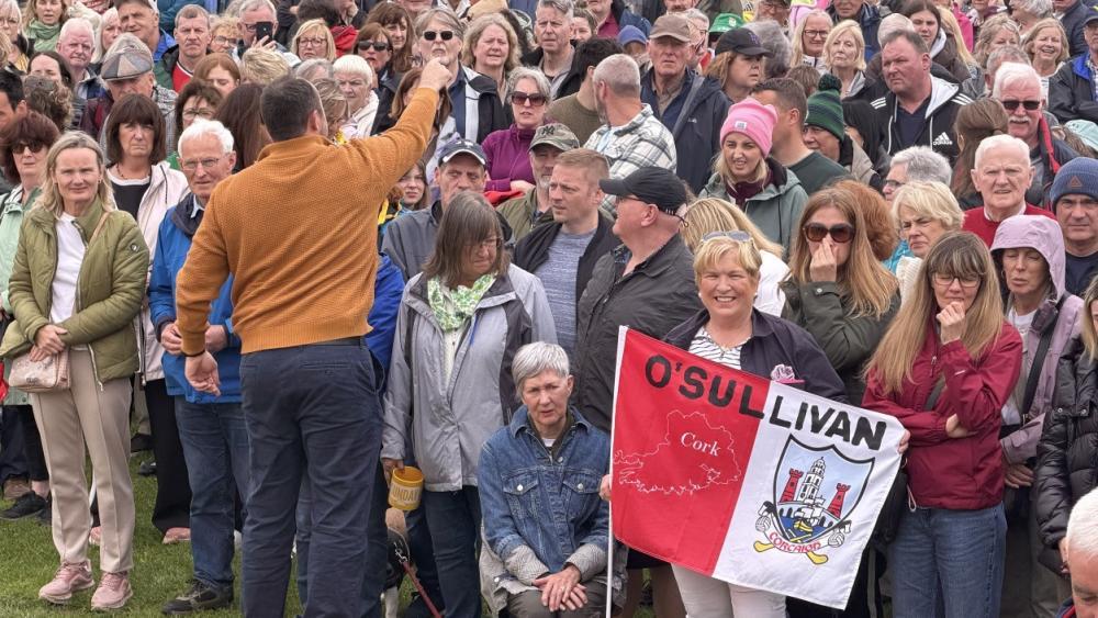 Fast 2.000 Sullivans bei Rekordfamilientreffen in Irland