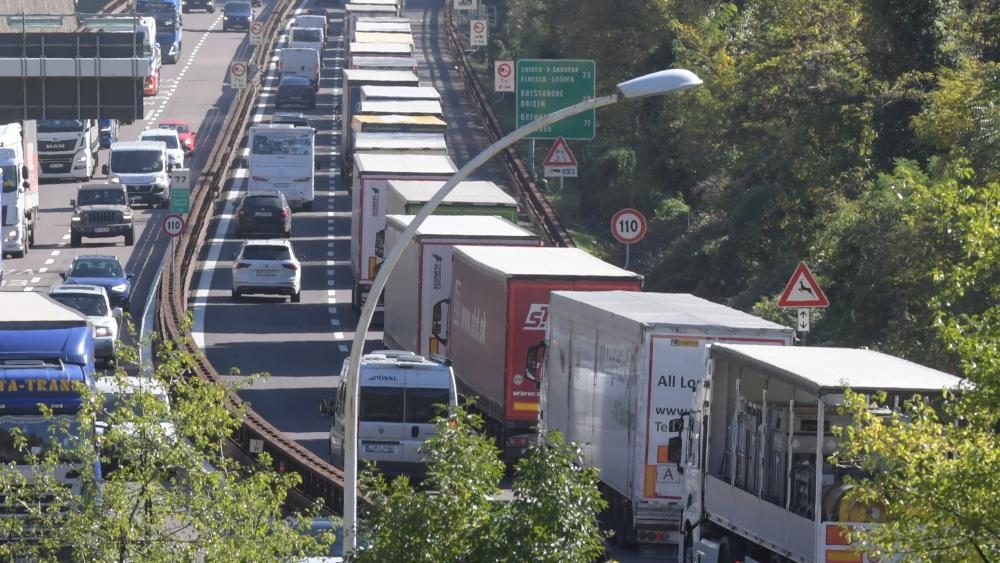 Lkw-Stau auf der Brennerautobahn Richtung Norden