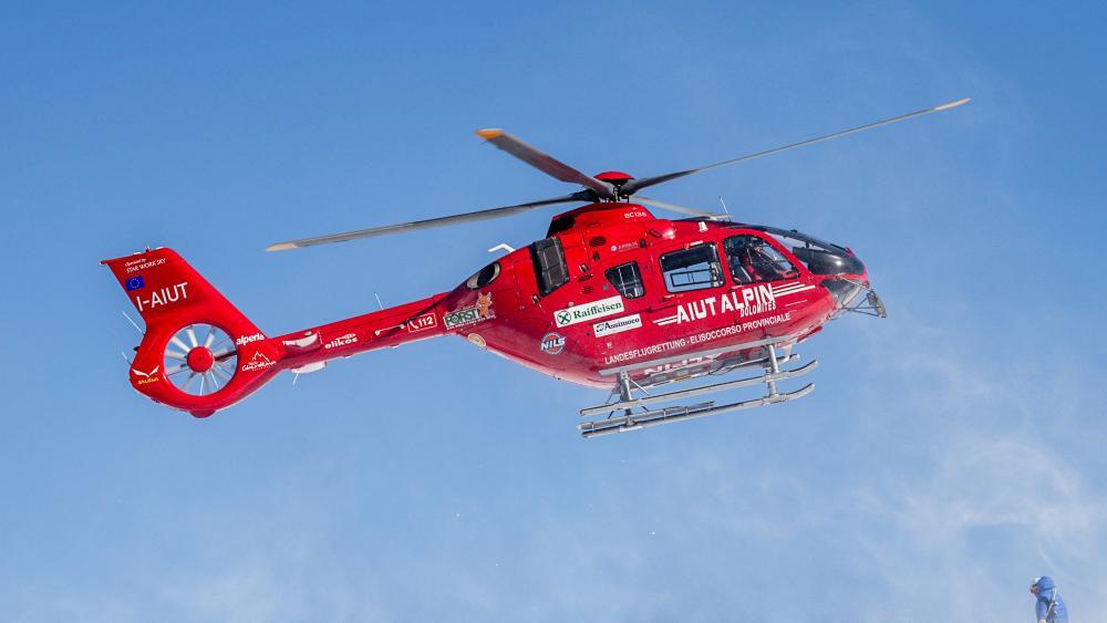 Aiut Alpin Dolomites: Ab Sonntag  ist der Notarzthubschrauber wieder im Einsatz