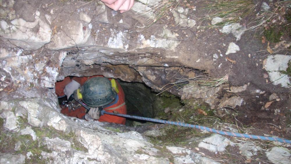 Cuneo: Junger Höhlenforscher nach stundenlanger Rettung geborgen