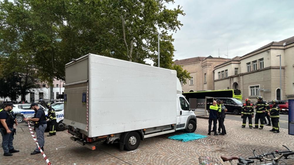 Schwerer Unfall in Bozen: Fünfjähriges Mädchen lebensgefährlich verletzt
