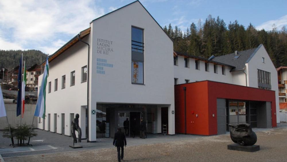 Landesregierung unterstützt Ladinisches Institut Micurá de Rü