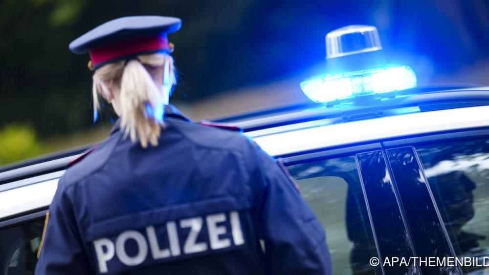 Einbruch in Innsbrucker Waffengeschäft – Großfahndung läuft