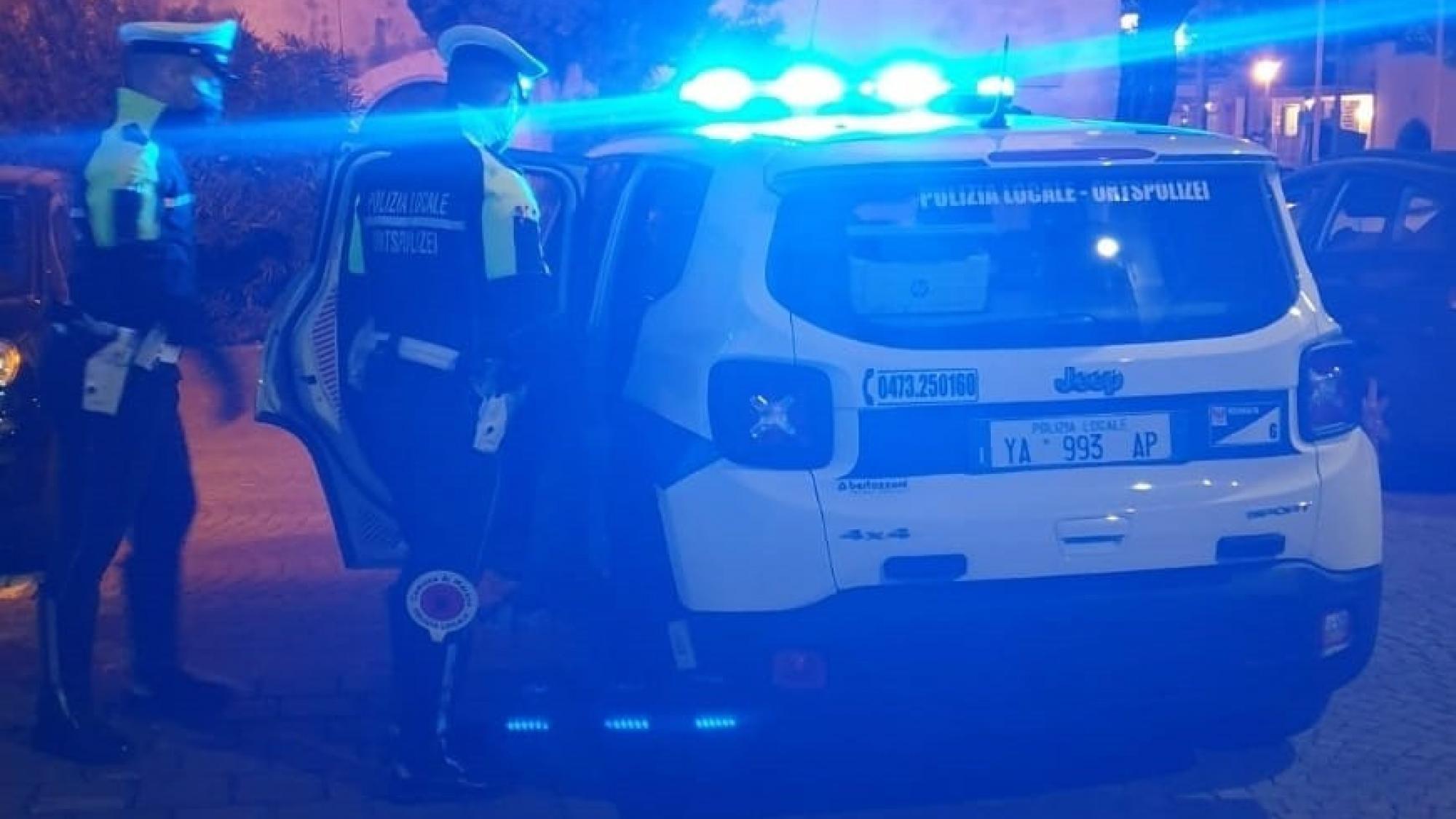 Angst in der Notaufnahme: Junger Mann rastet aus und randaliert ...
