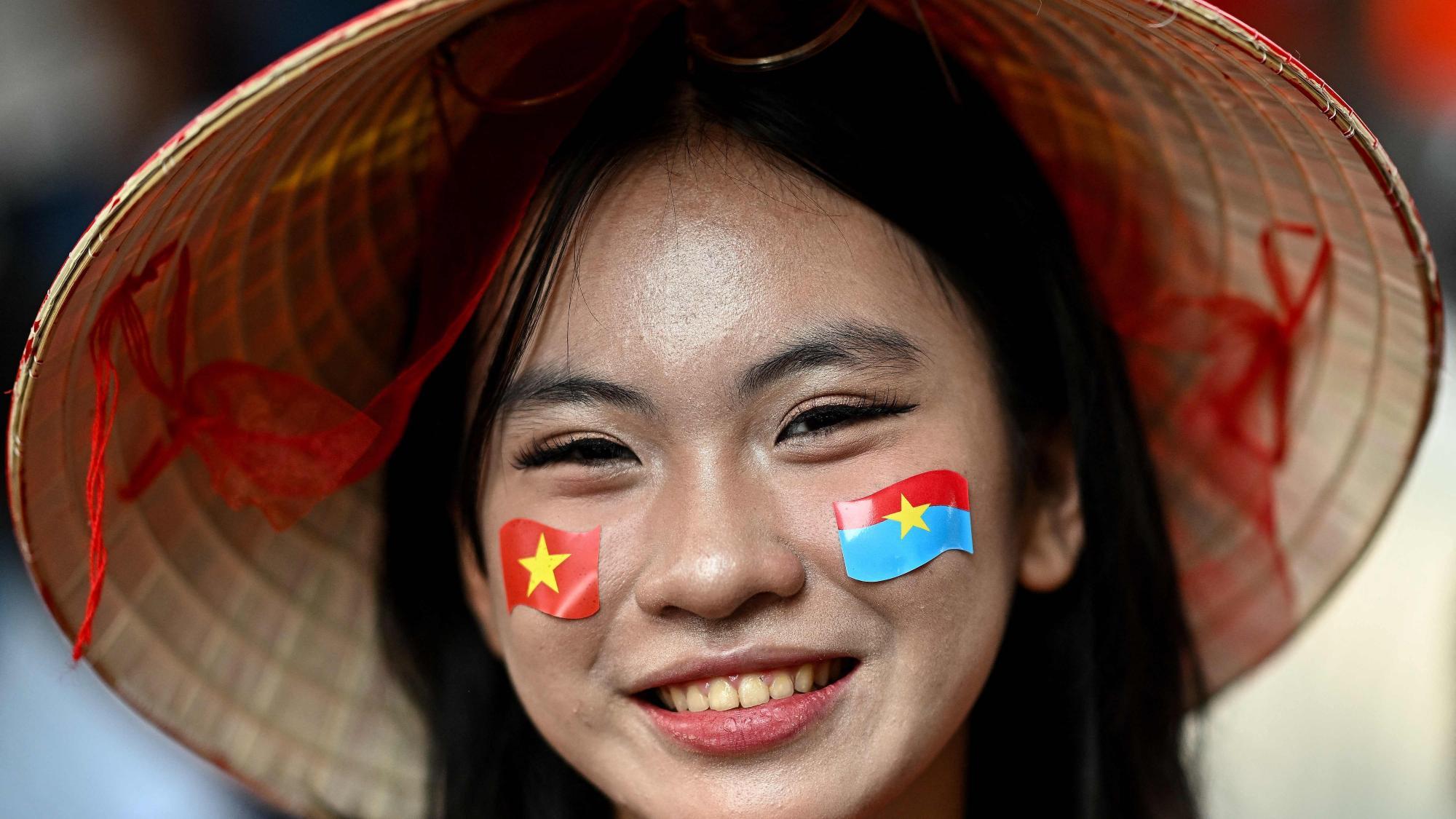 Vietnam feiert 50 Jahre Kriegsende mit riesiger Militärparade - Chronik ...