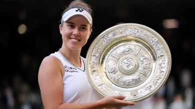Noskova wins Wimbledon nerve-wracking match