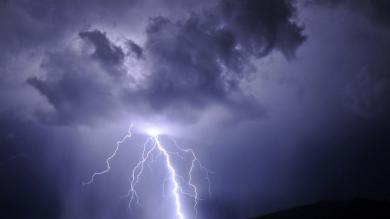Unwetter fordern Feuerwehren