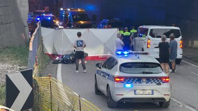 Bozen: Schwerer Unfall im Virgl-Tunnel – zwei 18-Jährige verletzt