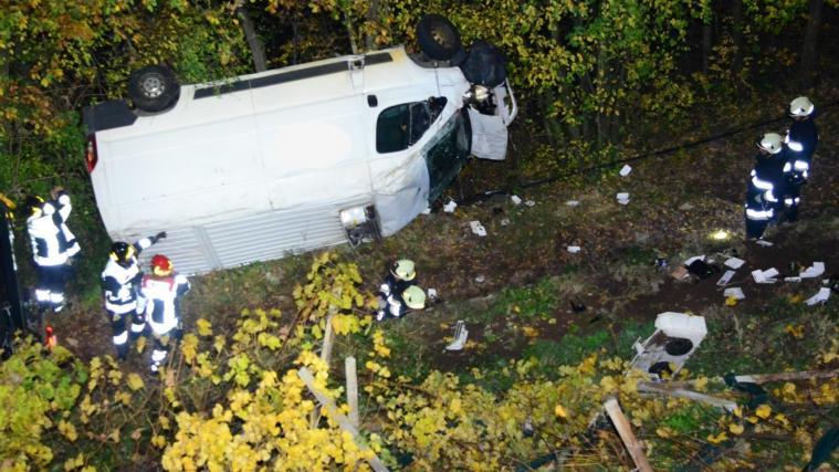 Der Wagen stürzte in die Tiefe. Foto: DLife