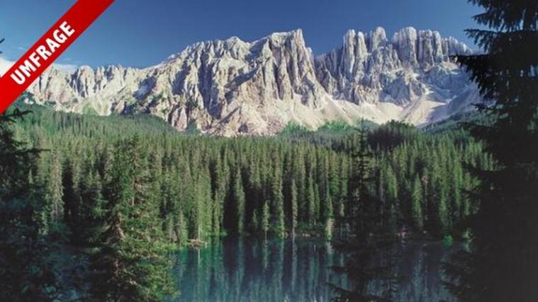 Der Karersee. - Foto: Landesamt für Naturparke
