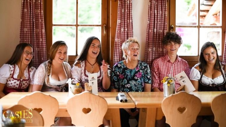 In der 10. Folge wurde die Familie Hintner von der Kradorfer Alm vorgestellt. - Foto: Patrick Steger