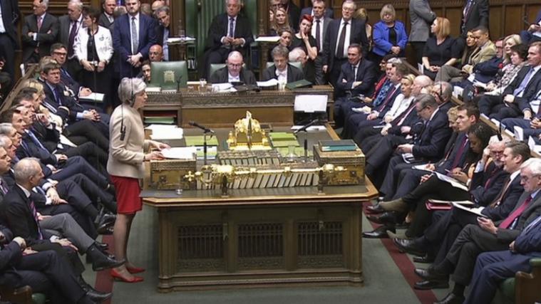 Theresa May musste erneut eine Niederlage einstecken. - Foto: AP