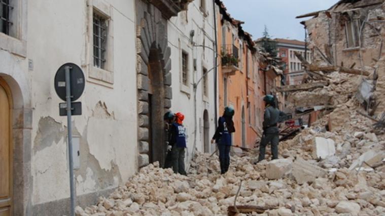 Vor 9 Jahren kam es zum ersten verheerenden Erdbeben in Aquila. - Foto: Ansa