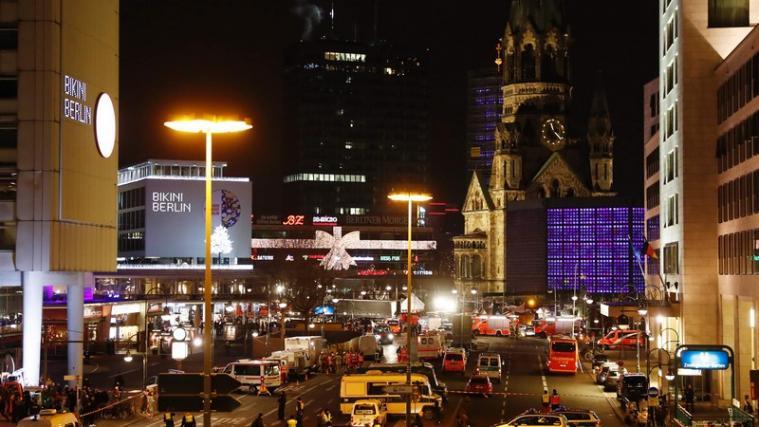 Die Polizei spricht mittlerweile von einem Anschlag.