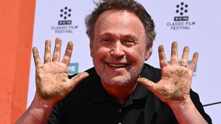 Der US-Schauspieler und Komiker Billy Crystal hat am Freitag ein weiteres Hollywood-Denkmal erhalten.