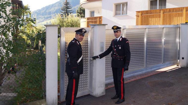 Die Carabinieri waren zum Einsatzort geeilt. - Foto: Carabinieri