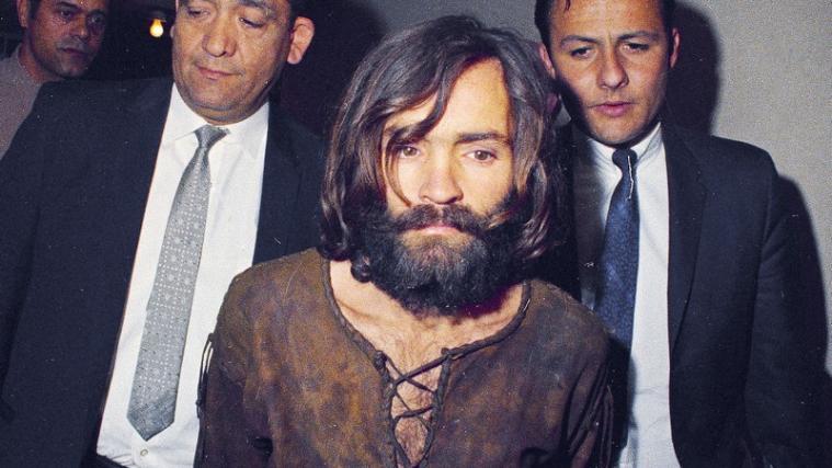 Eine barbarische Mordserie schreckte vor 50 Jahren die Welt auf. Sektenführer Charles Manson stiftete seine Anhänger zu Blutorgien an. - Foto: AP