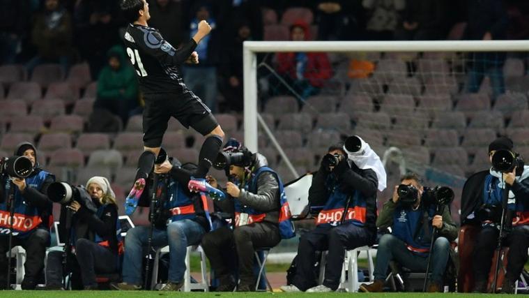 Alvaro Morata jubelt über sein Tor.