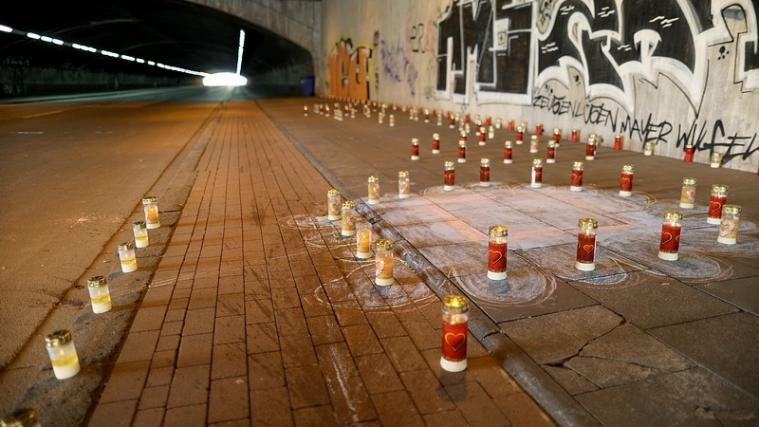 Am 24. Juli 2010 kamen auf der Raver-Party bei einer Massenpanik 21 Menschen ums Leben, mehr als 500 wurden verletzt.