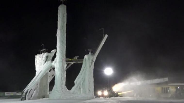 Heiß auf Eis: Die internationale Eiskletterelite ist an diesem Wochenende wieder in Rabenstein zu Gast.