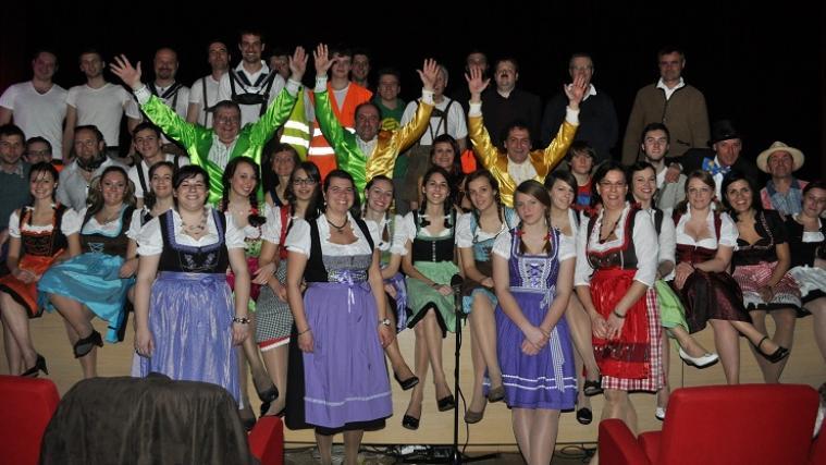 Ein Schnappschuss der Leiferer Faschingsrevue 2013.